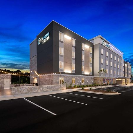 Everhome Suites Fayetteville Near Fort Bragg エクステリア 写真