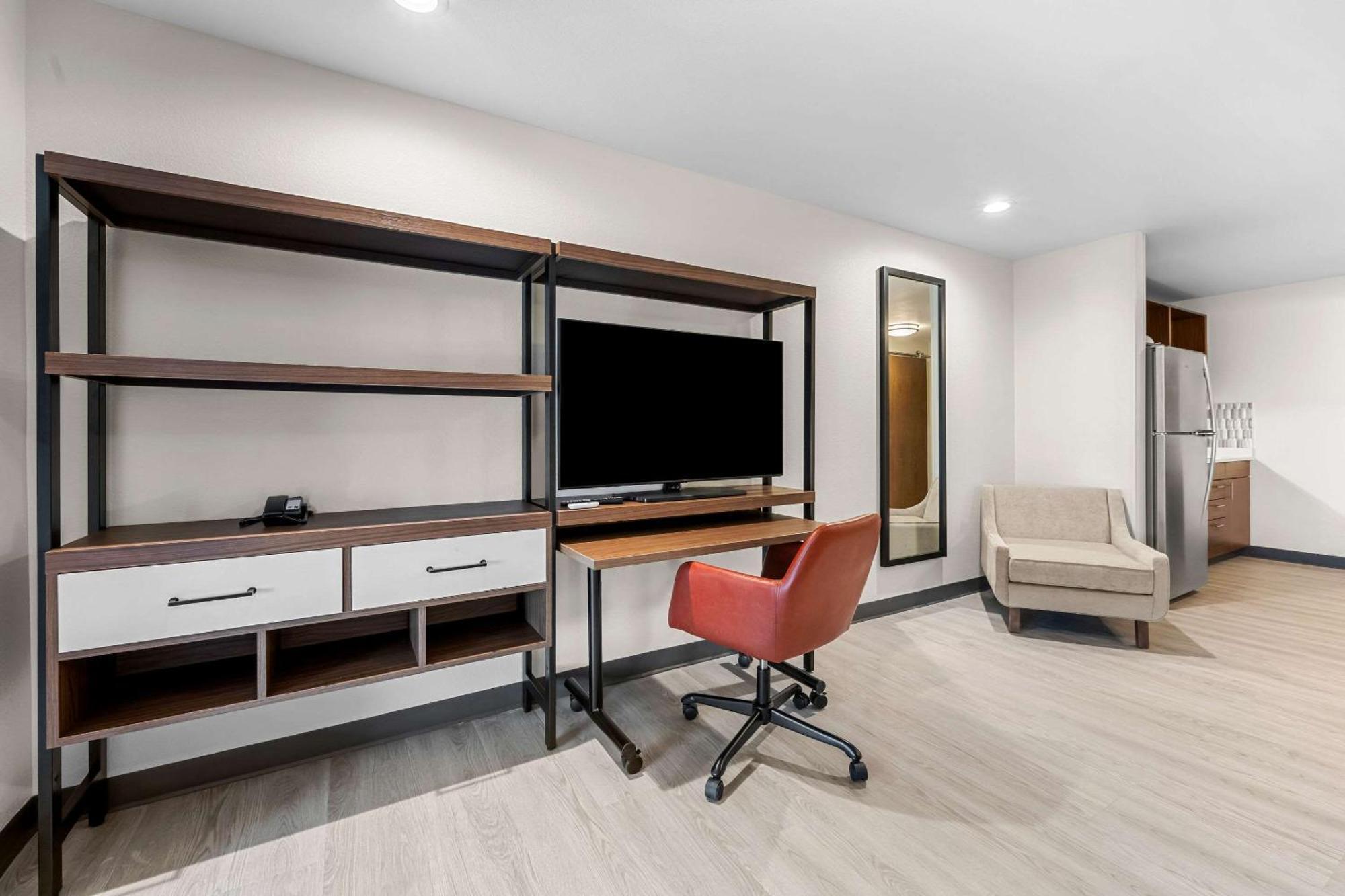 Everhome Suites Fayetteville Near Fort Bragg エクステリア 写真