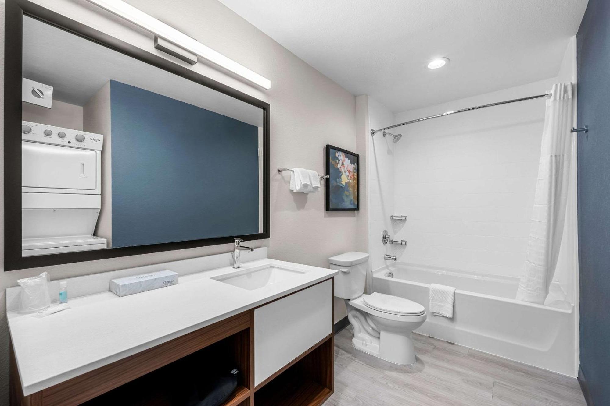 Everhome Suites Fayetteville Near Fort Bragg エクステリア 写真